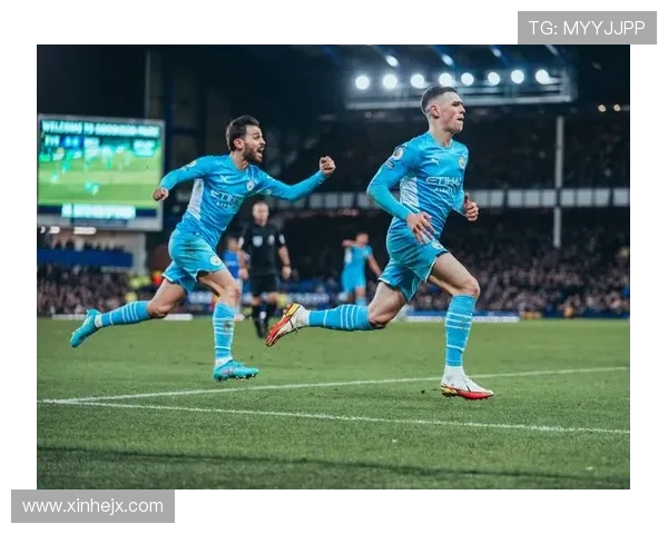 雷伊前瞻水晶宫赛场较量